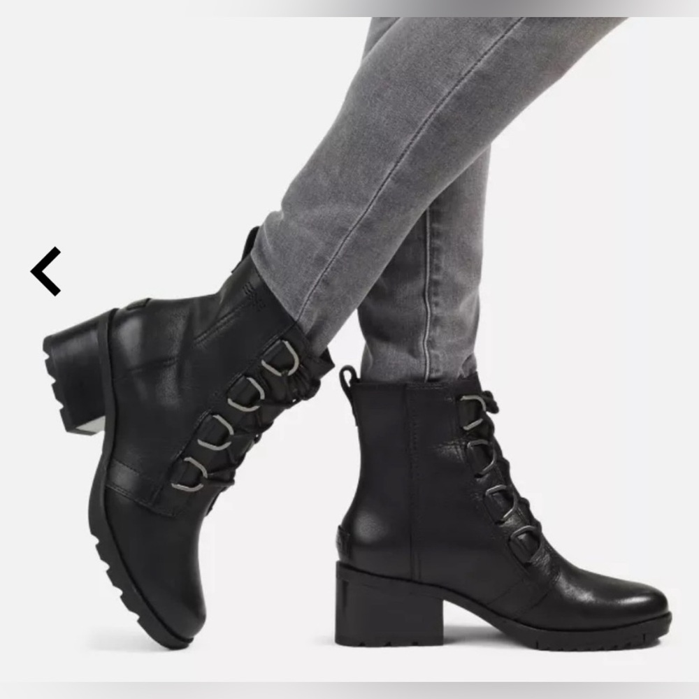 Sorel Black Lace-Up Chunky Heel Boots